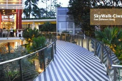 Bandung Cihampelas Homestay Near Ciwalk - Bandung