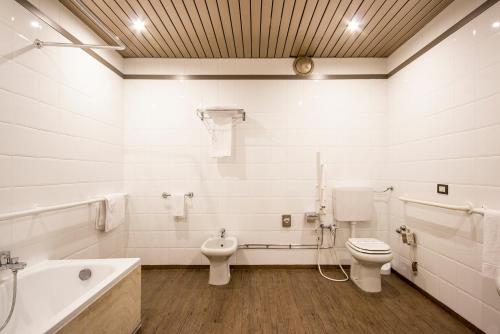 Best Western Modena District - image 10