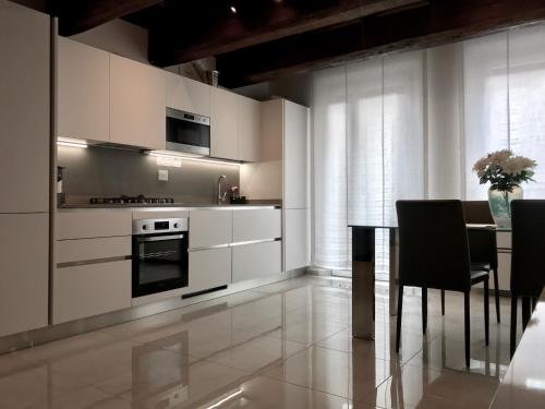  Moderno affaccio su via Mazzini, Ferienwohnung in Ferrara