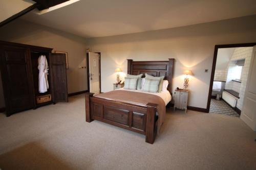 Weston Hall - image 12