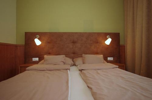  Belvárosi Apartmanház in Gyula
