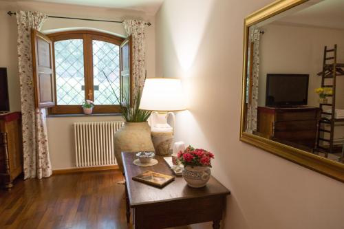 Sicily's View - image 13