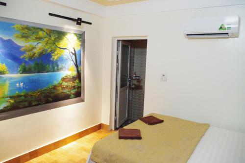 Linhs Homestay Linhs Homestay is conveniently located in the popular Phong Nha area. Offering a variety of facilities and services, the property provides all you need for a good nights sleep. Service-minded staff 