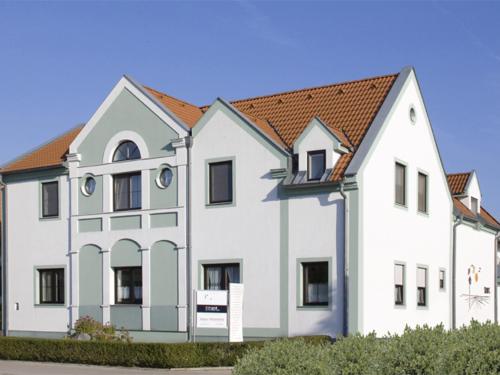 B&B Podersdorf am See - Haus Mariella - Bed and Breakfast Podersdorf am See