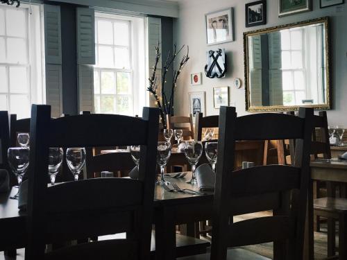 The Hope Anchor - image 10