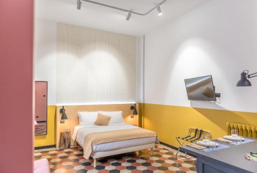 monocase milano - image 2