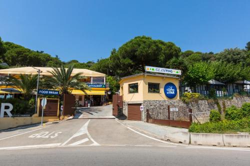 Camping Bungalows El Far - image 9