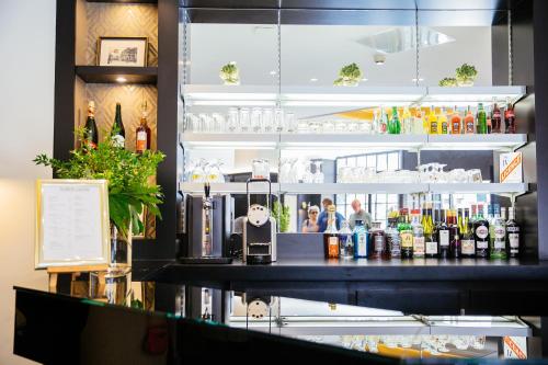 Best Western Plus Le Moderne - image 6