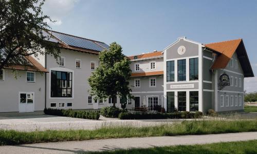 . Brauerei Gaststätte Stierberg