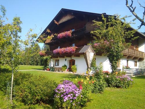 B&B Itter - Bauernhof Hintenberg - Bed and Breakfast Itter