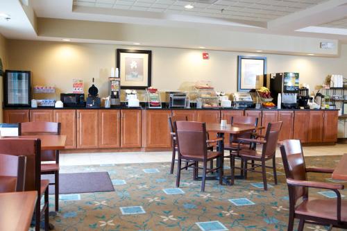 Best Western Plus St. Louis West - Chesterfield - image 8
