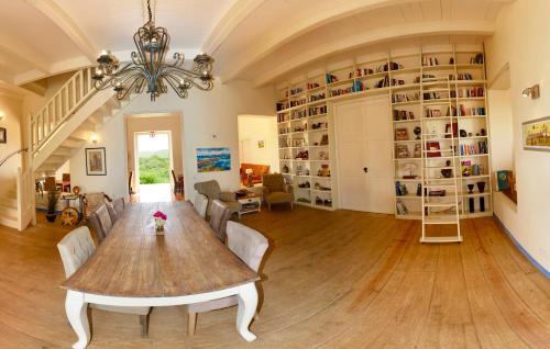 公用交誼廳/視聽室, Landhuis Klein Santa Martha Boutique Hotel Restaurant. in 索托