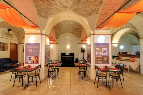 Restaurant, Hostel Marina in Cagliari