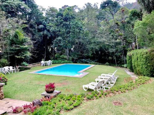 Zunanjost, Fachoalto Budget in Fazenda Inglesa