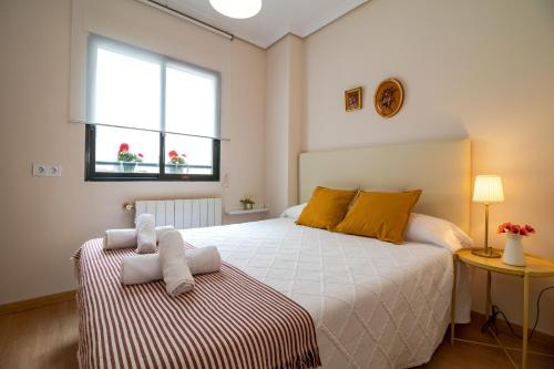  La Seda Stay in Valencia