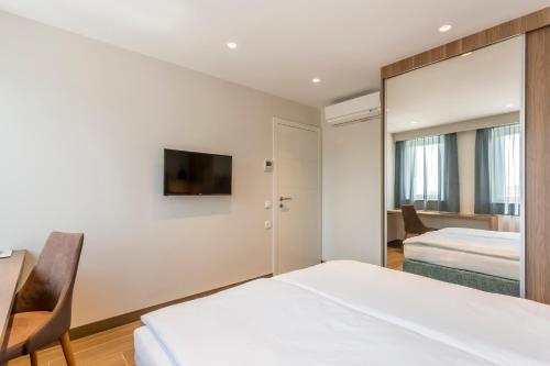 Ringo Apartments - image 4