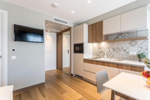 Ringo Apartments - image 12