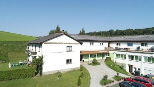 Pension Waldesruh - image 4