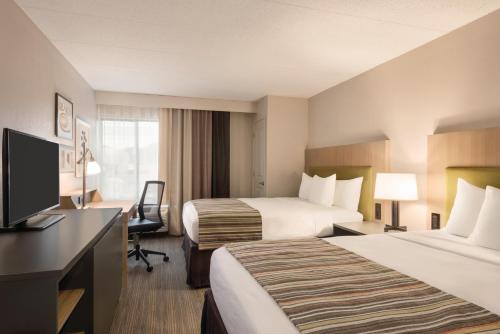 Country Inn & Suites by Radisson, La Crosse, WI