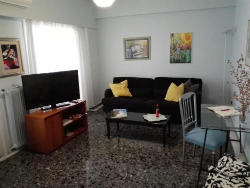  Near Campus Apartment in Athen