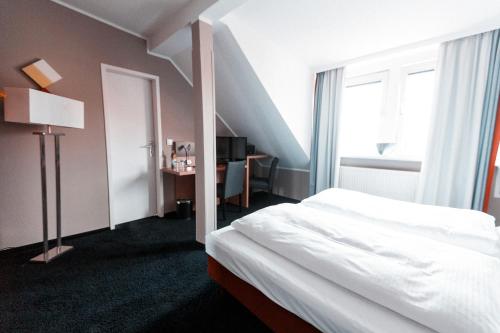 Hotel am Rothenbaum - image 12