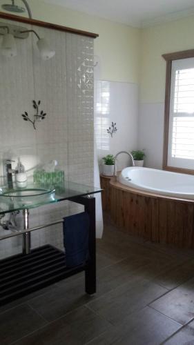 Stringybark Hills Retreat in Adelaide Hills