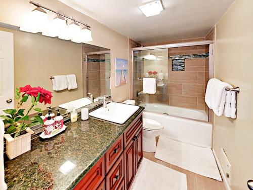 Montgomery Estates Retreat Home - image 7