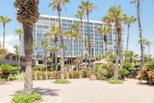 Isla Grand Beach Resort - 숙소 외관