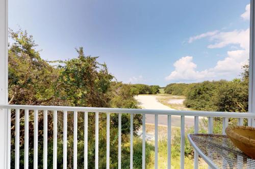 Plantation Place #h403 - main image
