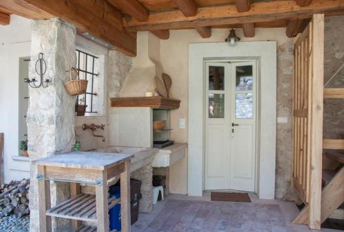 Charming rustic house, Gardone Riviera (zdjęcie 9)