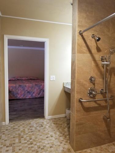 Welcome Inn & Suites Anaheim - image 9