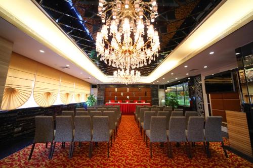 Business center, Hotel Beverly Plaza near Our Lady of Penha