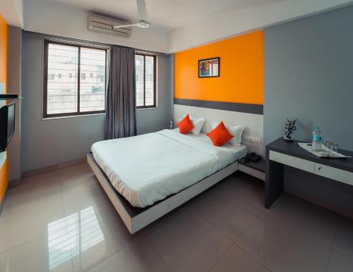 . Hotel Aashish Deluxe Pet Friendly