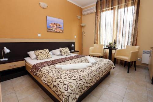 Hotel Play - image 14