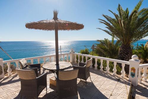 Stunning Villa Carichel Blanc in Villajoyosa