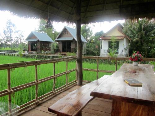 Baan Thung Home Stay in Prasat
