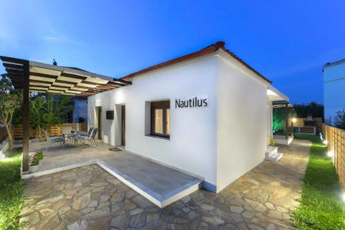 Νautilus luxury apartments in Ierissós
