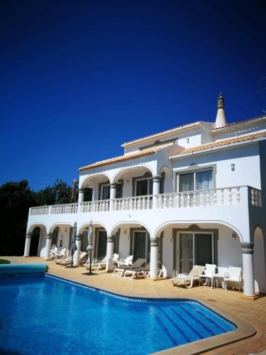  Casa Oléandro by Flo, Pension in Vale Covo