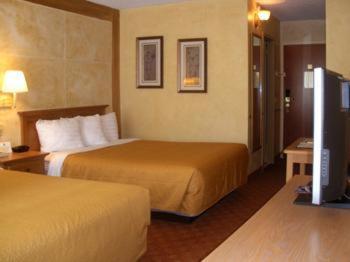 Ramada by Wyndham Austin South, Austin (photo 6)