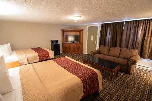 The Crow Peak Lodge - image 6