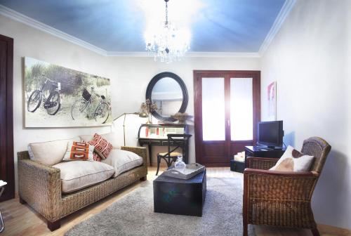 . Apartamentos Alcoba de Baco