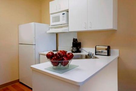 Konyha, Extended Stay America Suites - Philadelphia - Bensalem in Bensalem