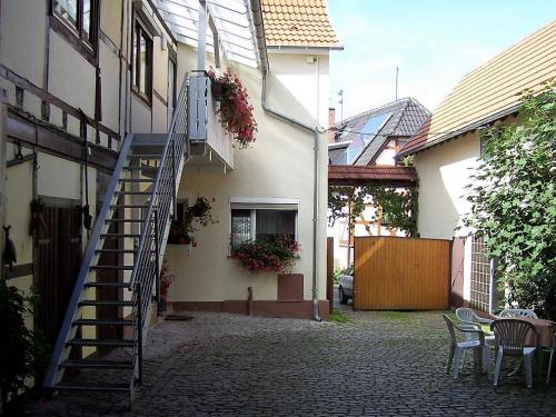 Weingut & Gästehaus Nagel in Kapellen-Drusweiler, Deutschland
