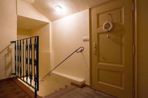 Old Town Boho-Chic Attic with Hanging Chair - image 9