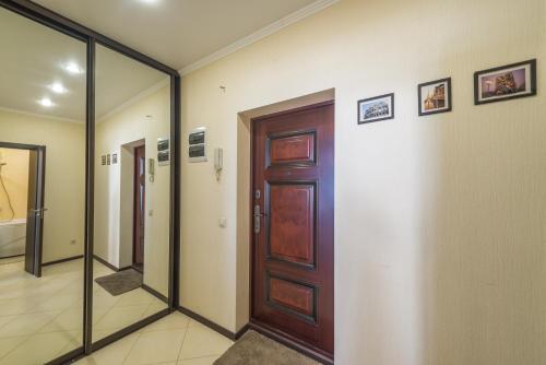Apartments in the center near the Kremlin - image 5