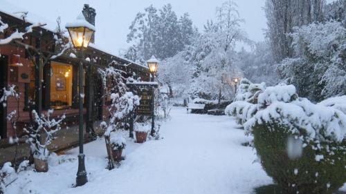 The Old Ferry Hotel Bed & Breakfast