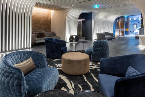 SKYE Suites Sydney - image 6