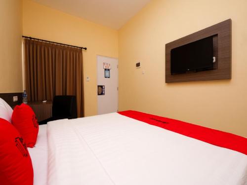 Deluxe Double Room image 2