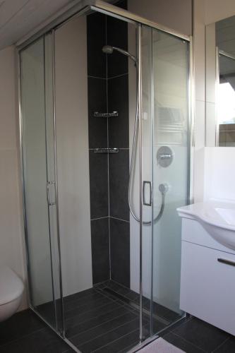 Two-Bedroom Apartment (6 Adults)