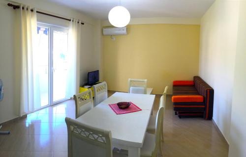 Two bedroom apartment on the first line Vlore - image 6